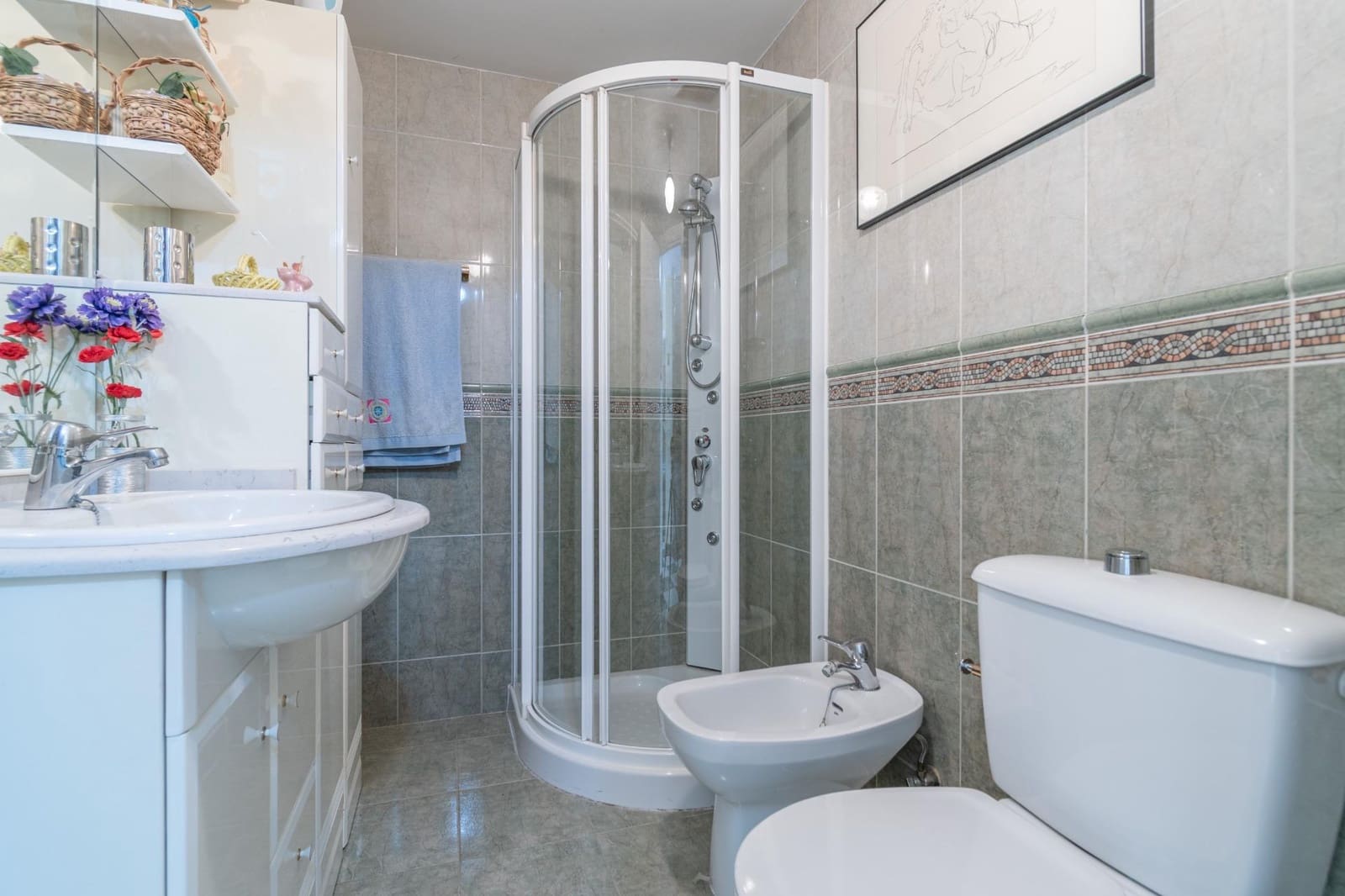 4 slaapkamer Rijtjeshuis te koop in Las Gabias met garage - € 310.000 (Ref: 9675000)