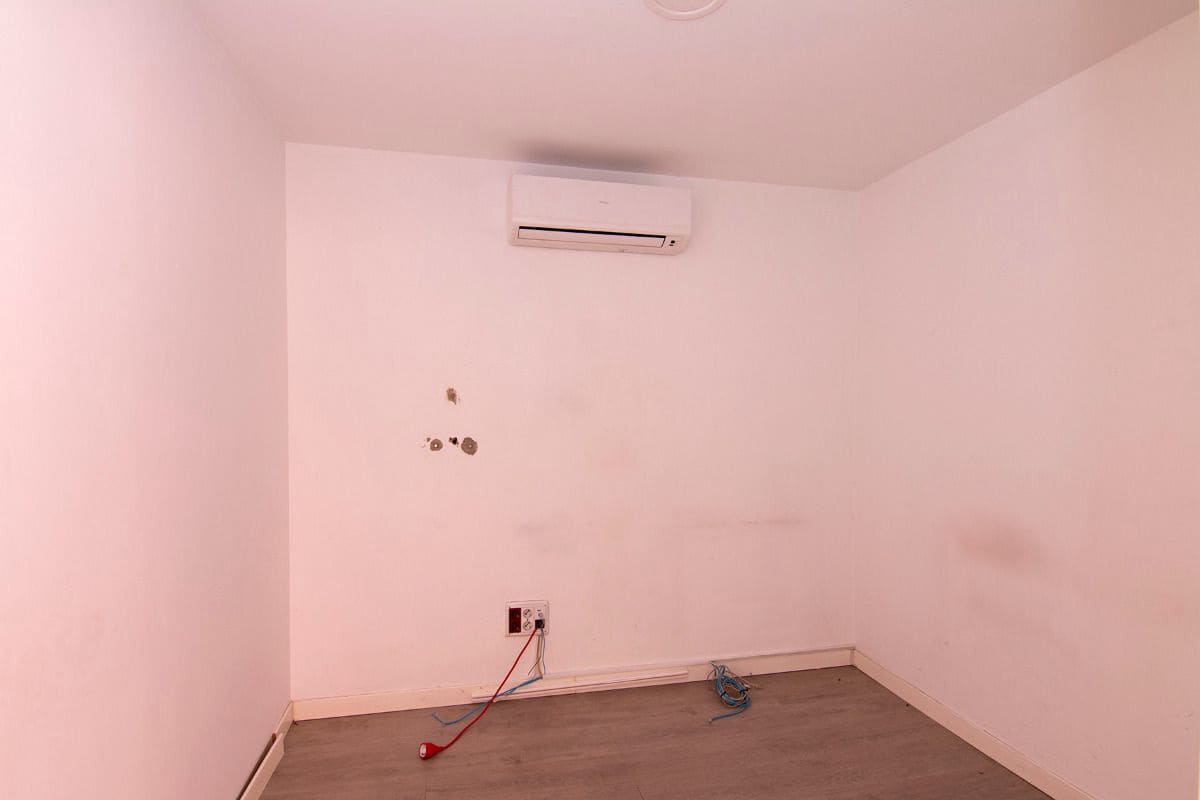 Business for sale in Pulianas with garage - € 1,200,000 (Ref: 9675001)