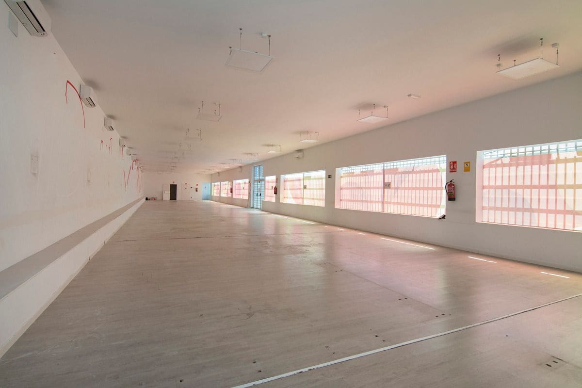 Business for sale in Pulianas with garage - € 1,200,000 (Ref: 9675001)