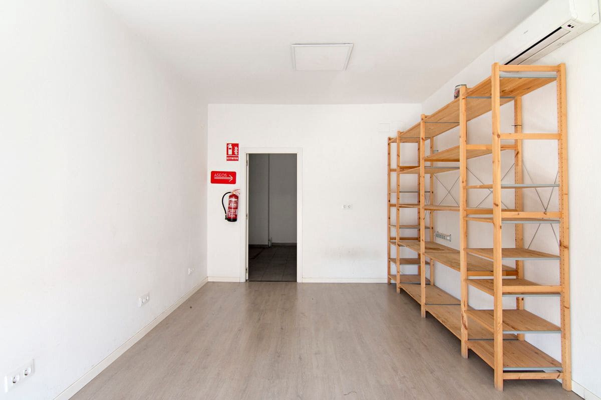 Business for sale in Pulianas with garage - € 1,200,000 (Ref: 9675001)