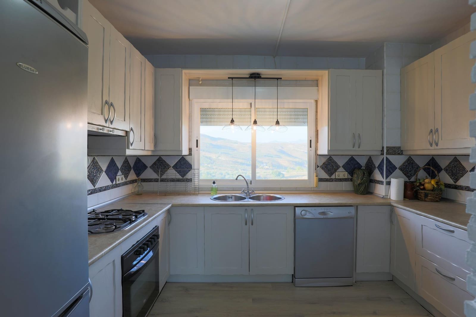 Finca/Casa Rural de 3 habitaciones en Albuñuelas en venta con garaje - 339.000 € (Ref: 9675002)