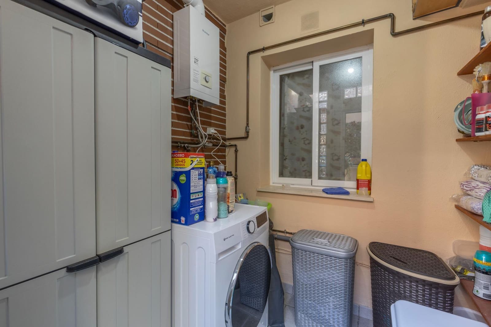 Piso de 2 habitaciones en Churriana de la Vega en venta - 179.900 € (Ref: 9675005)