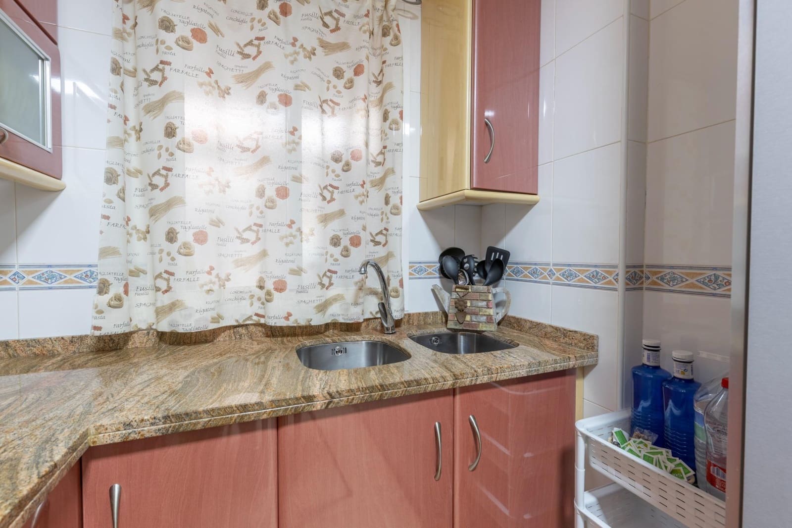 Piso de 2 habitaciones en Churriana de la Vega en venta - 179.900 € (Ref: 9675005)