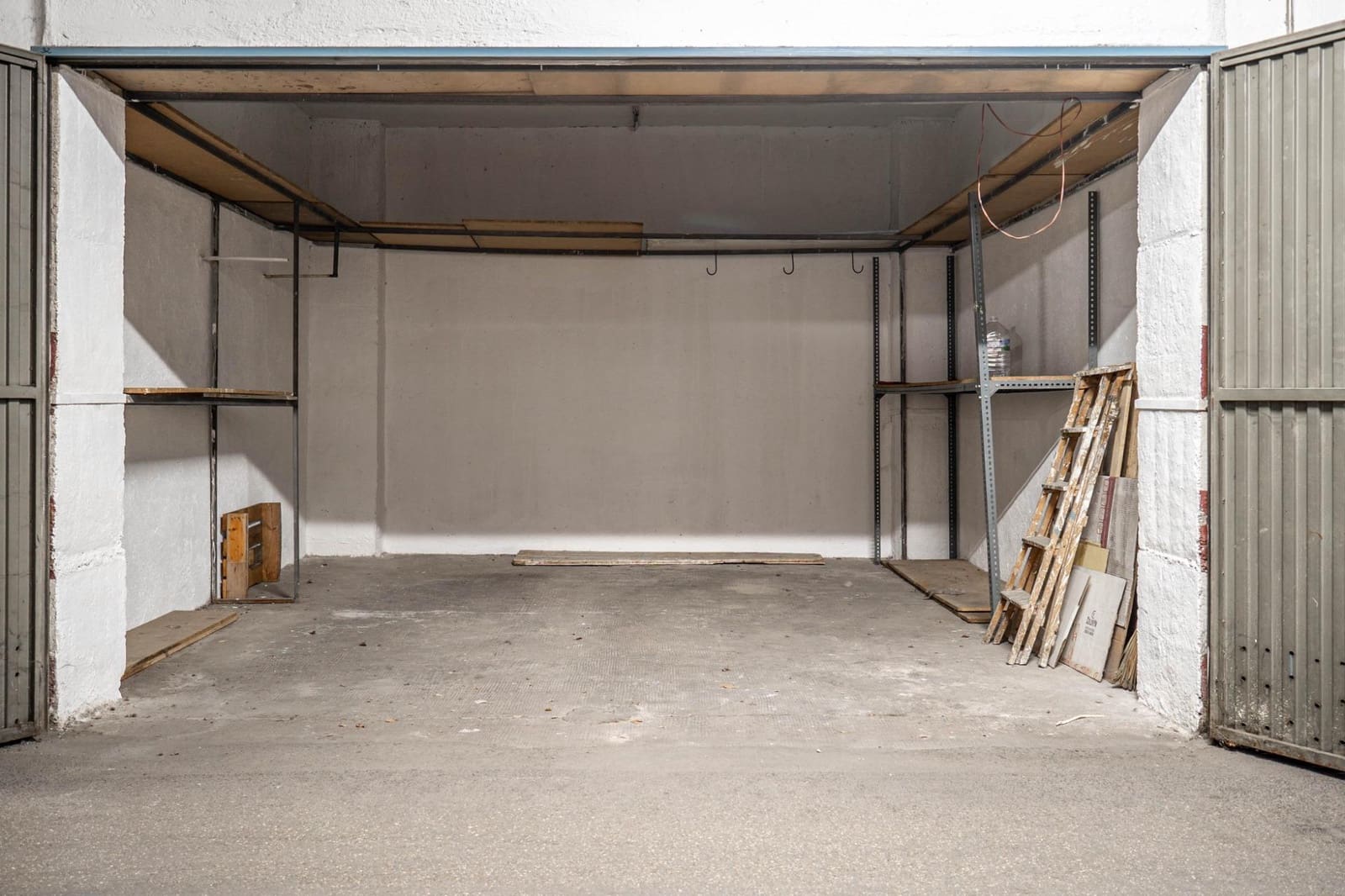 Garage for sale in Granada city - € 35,000 (Ref: 9675006)