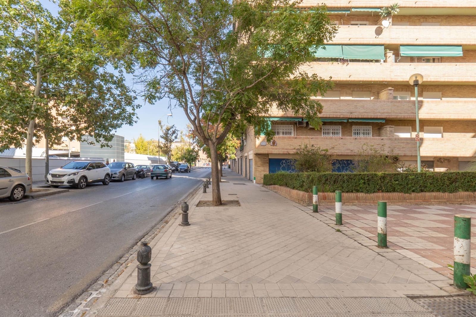 Garage for sale in Granada city - € 35,000 (Ref: 9675006)