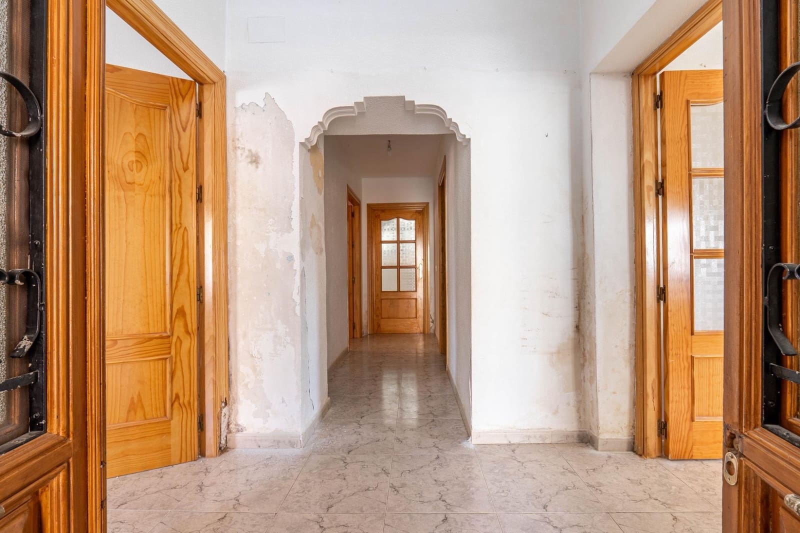 11 sypialnia Apartament na sprzedaż w Guadix z garażem - 300 000 € (Ref: 9675007)