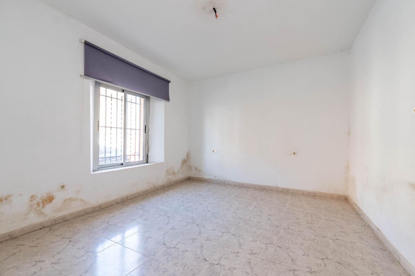 11 sypialnia Apartament na sprzedaż w Guadix z garażem - 300 000 € (Ref: 9675007)