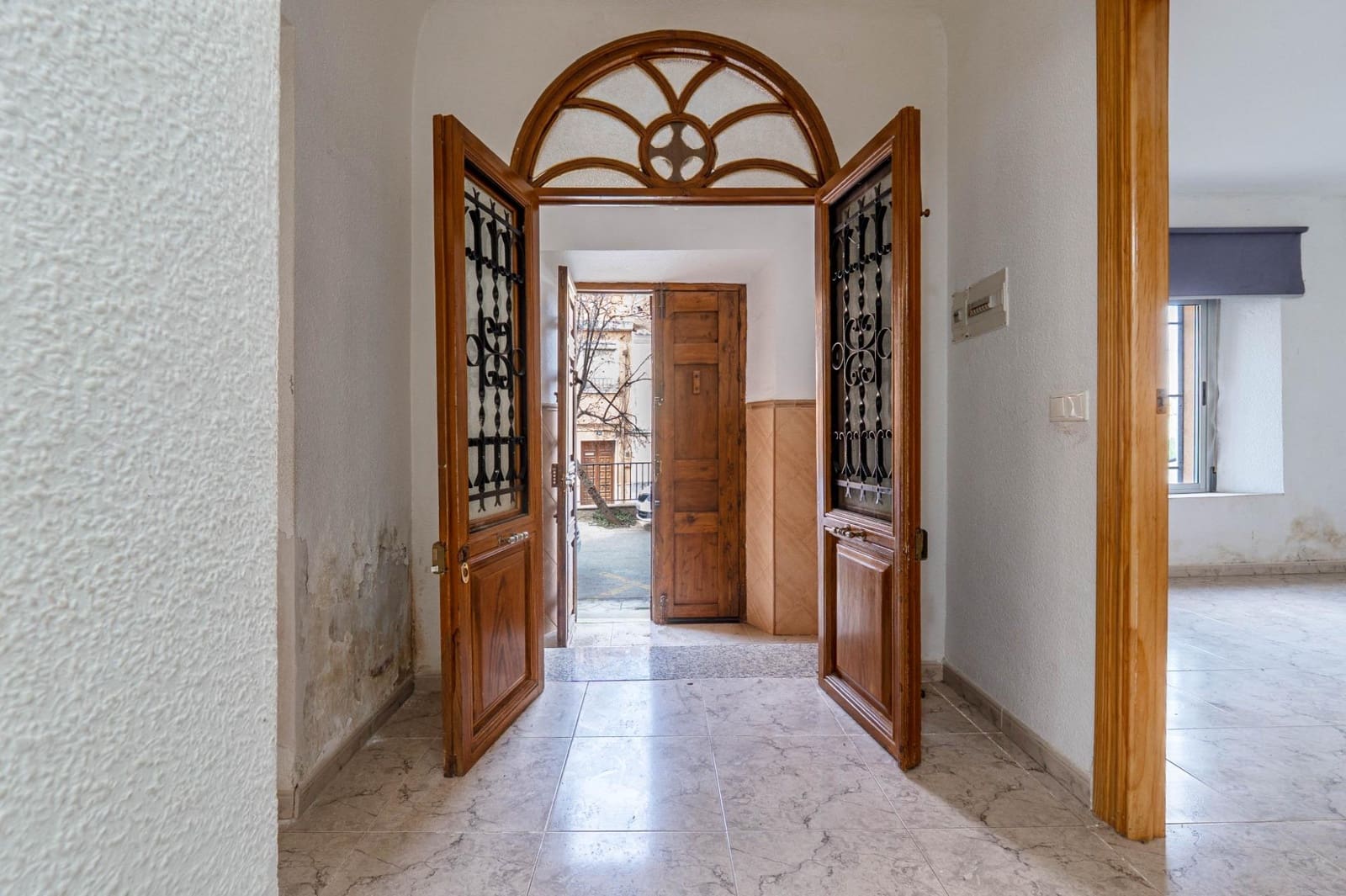 11 sypialnia Apartament na sprzedaż w Guadix z garażem - 300 000 € (Ref: 9675007)