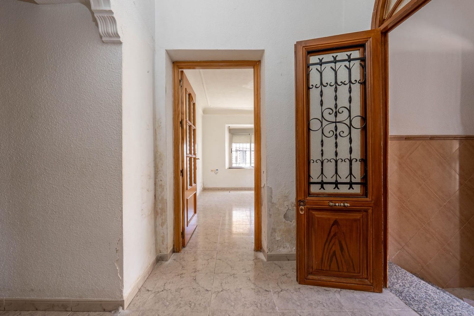 11 sypialnia Apartament na sprzedaż w Guadix z garażem - 300 000 € (Ref: 9675007)