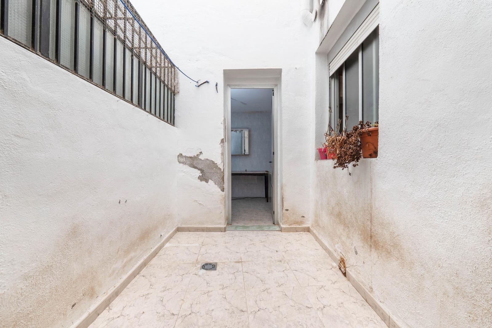 11 sypialnia Apartament na sprzedaż w Guadix z garażem - 300 000 € (Ref: 9675007)