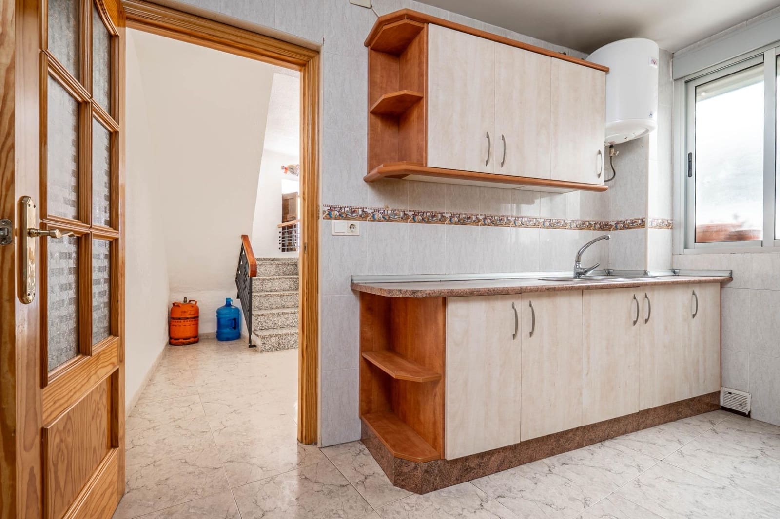 11 sypialnia Apartament na sprzedaż w Guadix z garażem - 300 000 € (Ref: 9675007)
