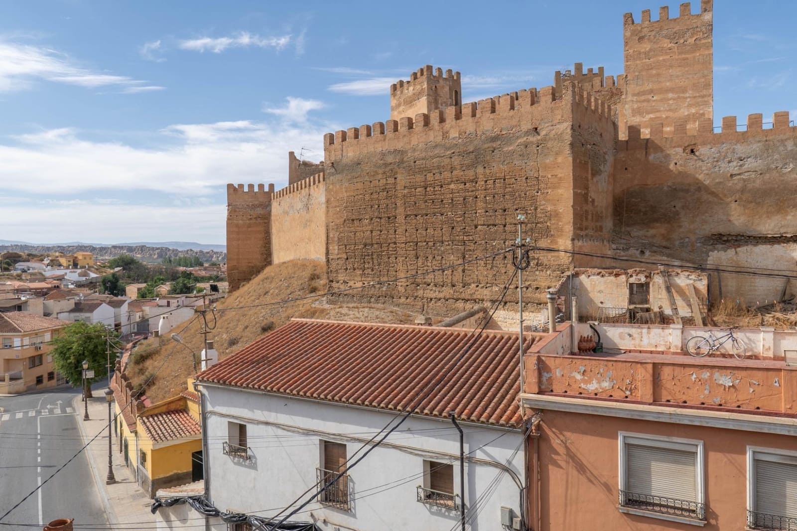 11 sypialnia Apartament na sprzedaż w Guadix z garażem - 300 000 € (Ref: 9675007)