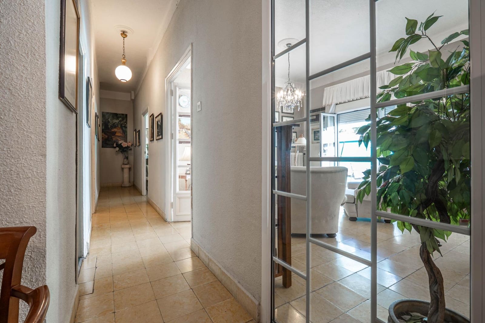 5 bedroom Flat for sale in Granada city - € 460,000 (Ref: 9675008)