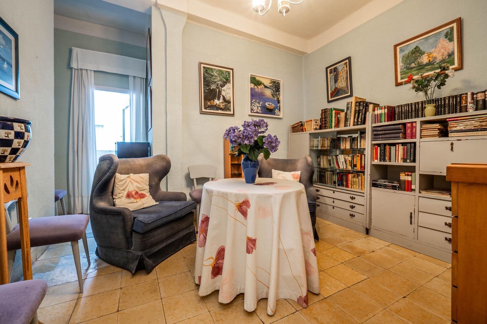 5 bedroom Flat for sale in Granada city - € 460,000 (Ref: 9675008)