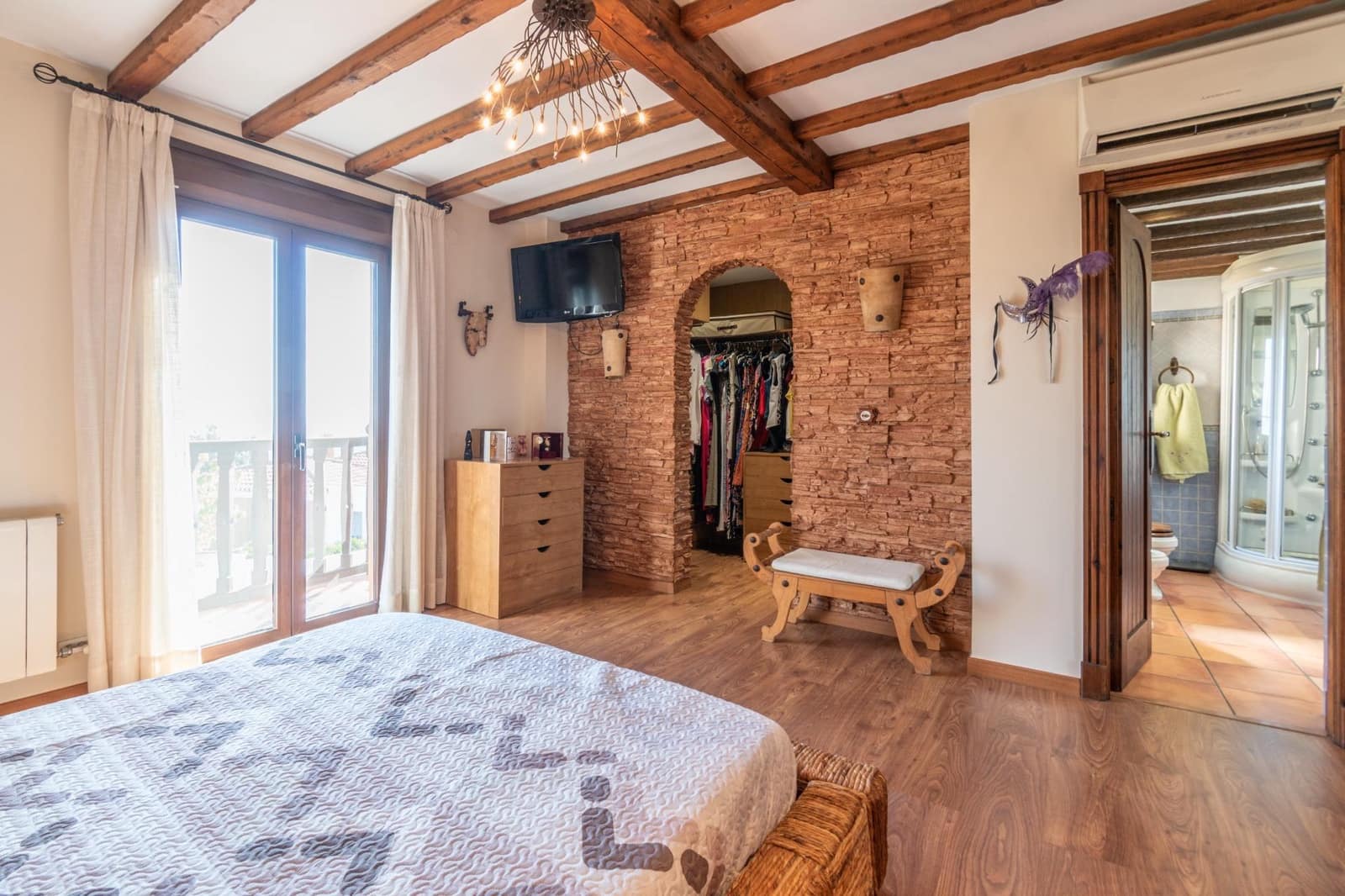 4 sypialnia Willa na sprzedaż w Cenes de la Vega z basenem garażem - 890 000 € (Ref: 9675009)