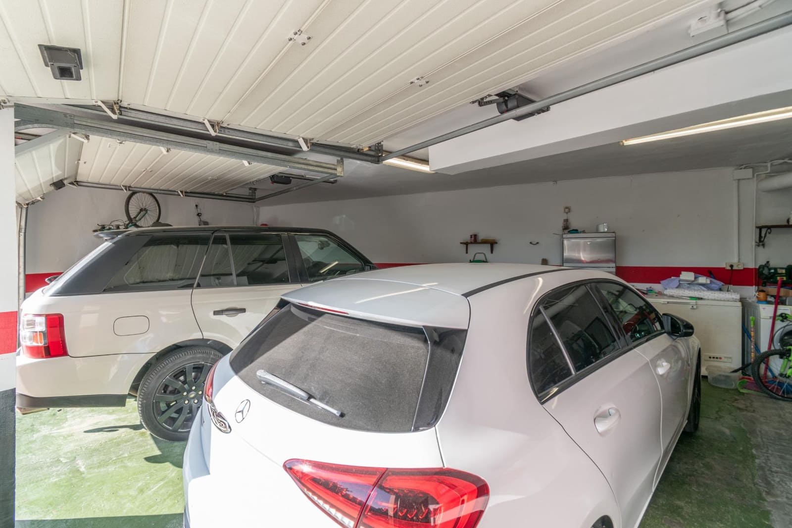 4 sypialnia Willa na sprzedaż w Cenes de la Vega z basenem garażem - 890 000 € (Ref: 9675009)