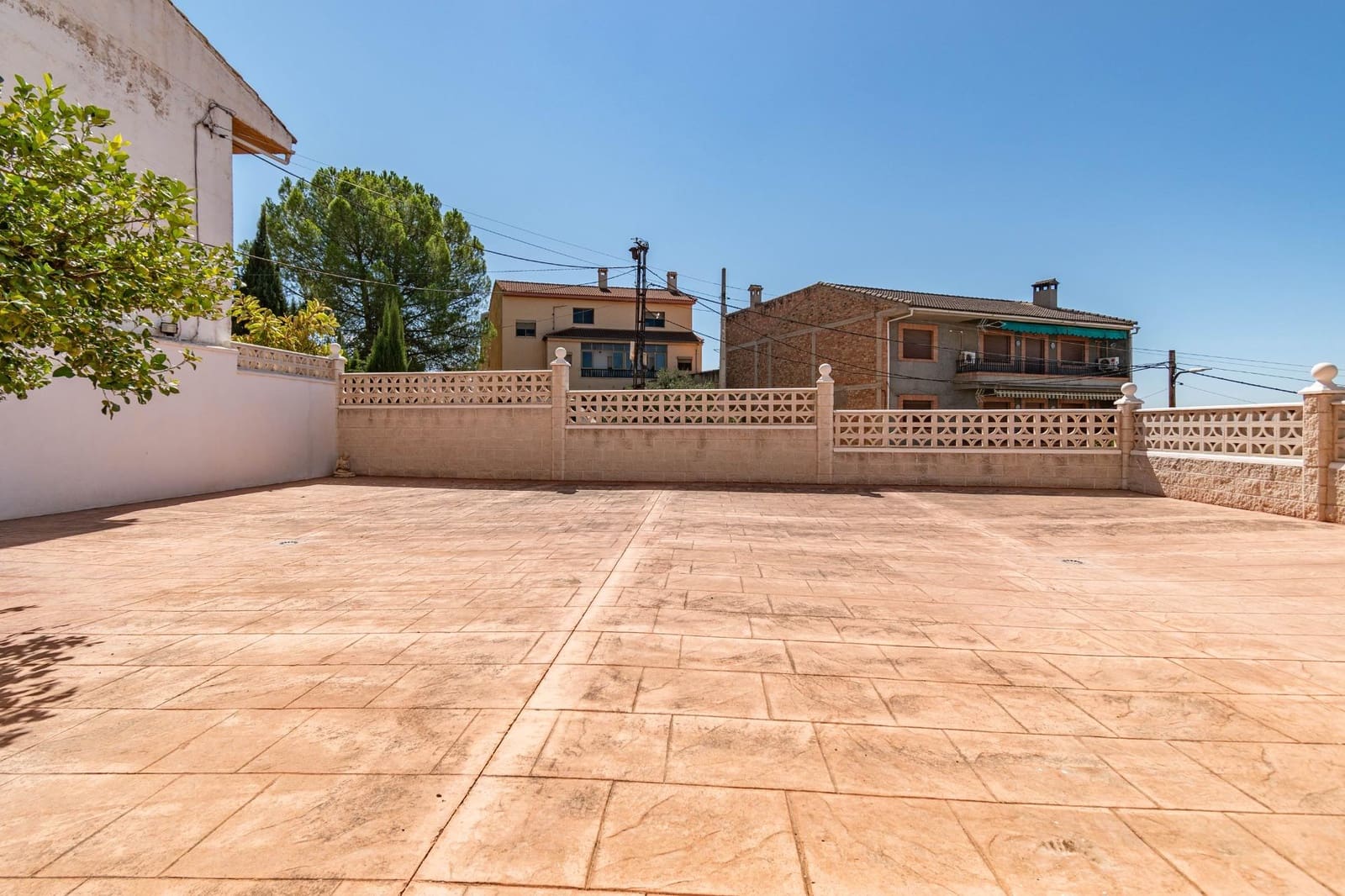 5 sovrum Semi-fristående Villa till salu i Jun med garage - 249 000 € (Ref: 9675010)