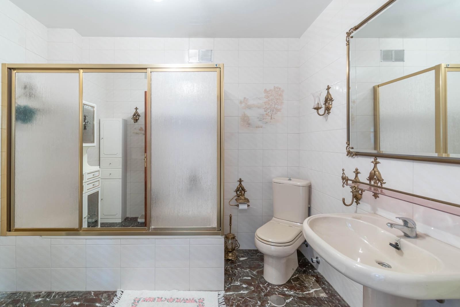 5 sovrum Semi-fristående Villa till salu i Jun med garage - 249 000 € (Ref: 9675010)