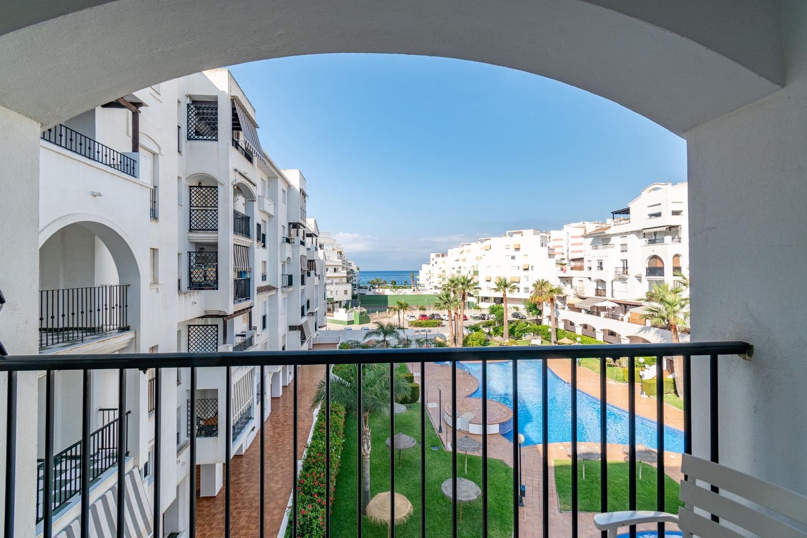 3 bedroom Flat for sale in Salobrena with garage - € 320,000 (Ref: 9675011)