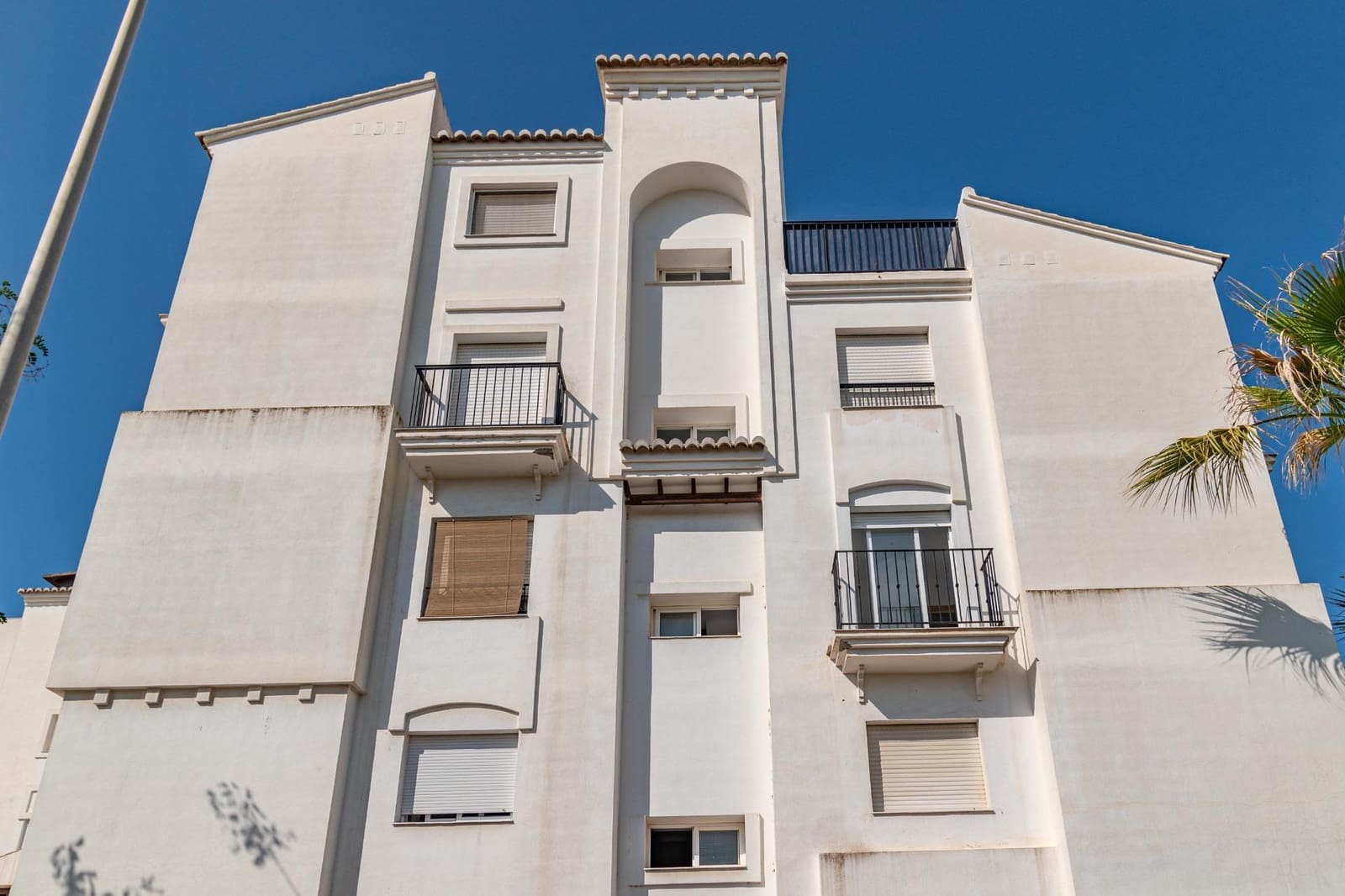 3 bedroom Flat for sale in Salobrena with garage - € 320,000 (Ref: 9675011)