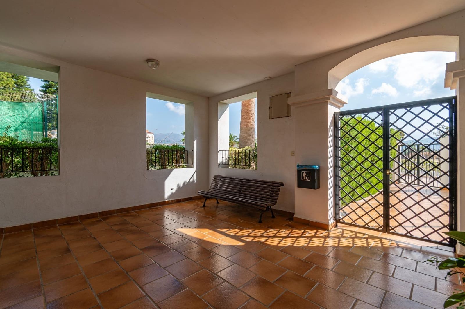 3 bedroom Flat for sale in Salobrena with garage - € 320,000 (Ref: 9675011)