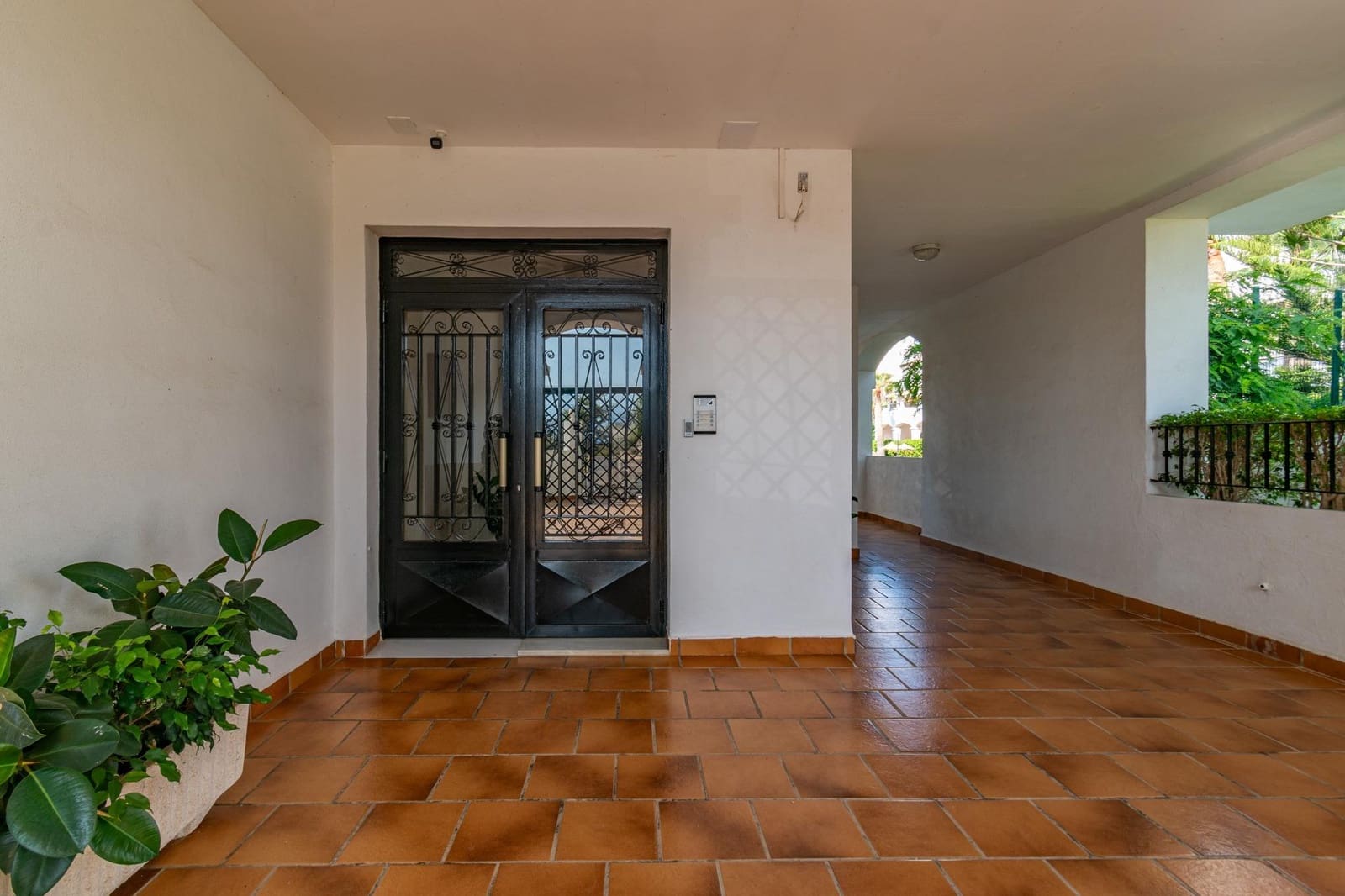 3 bedroom Flat for sale in Salobrena with garage - € 320,000 (Ref: 9675011)