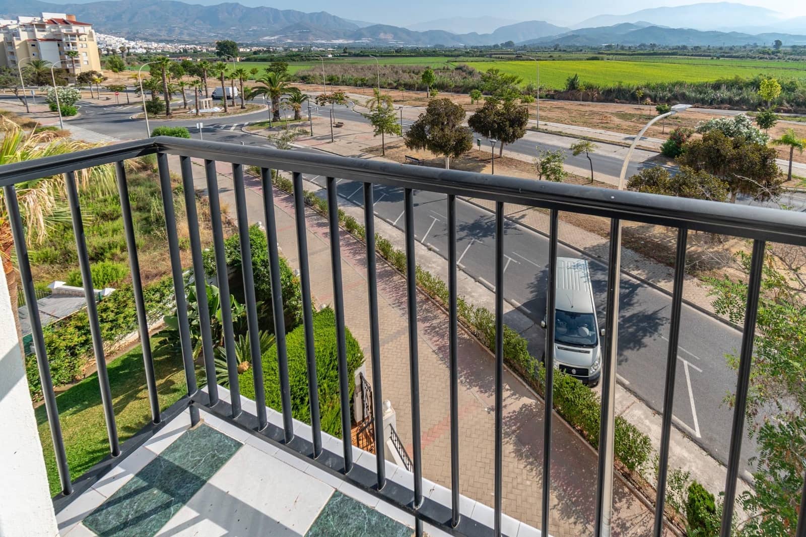 3 bedroom Flat for sale in Salobrena with garage - € 320,000 (Ref: 9675011)