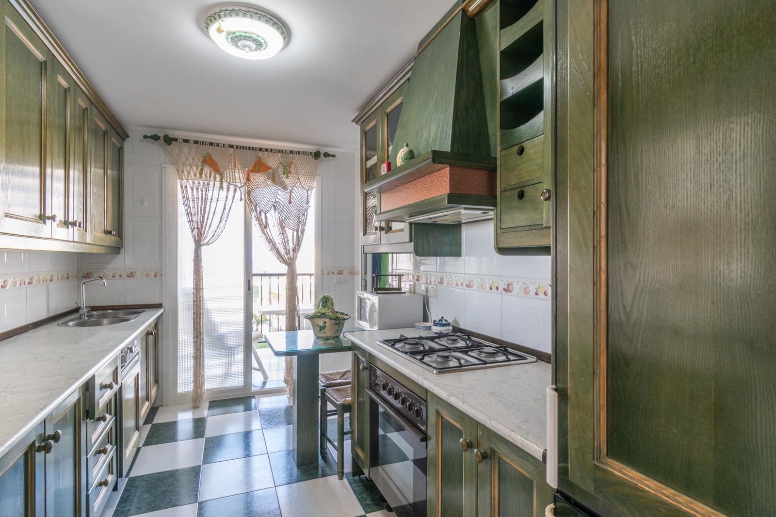 3 bedroom Flat for sale in Salobrena with garage - € 320,000 (Ref: 9675011)