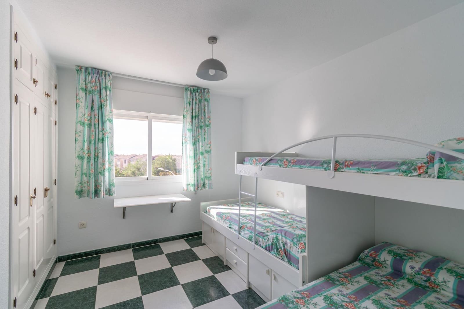 3 bedroom Flat for sale in Salobrena with garage - € 320,000 (Ref: 9675011)