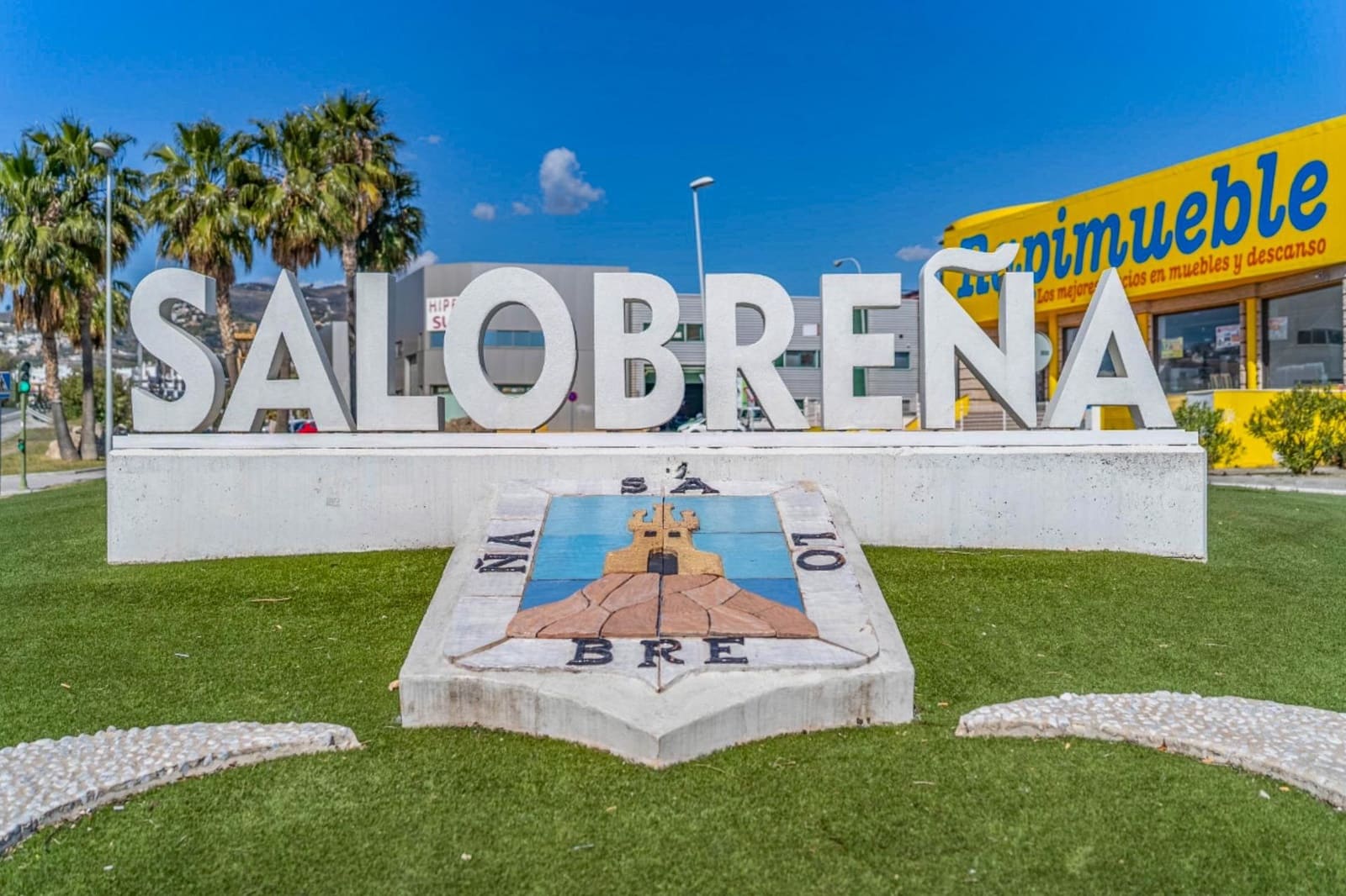 3 bedroom Flat for sale in Salobrena with garage - € 320,000 (Ref: 9675011)