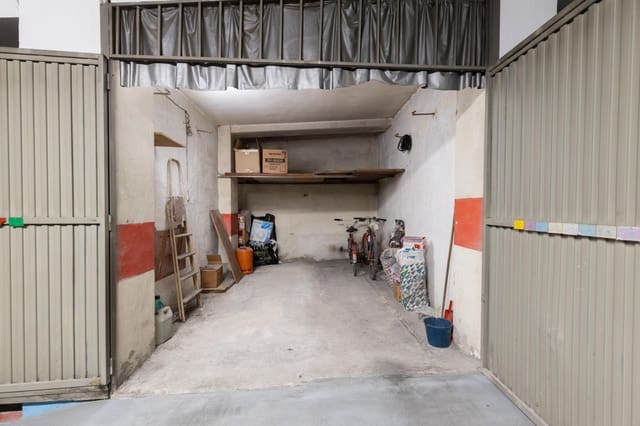 Garage for sale in Figares, Granada city - € 39,000 (Ref: 9675012)