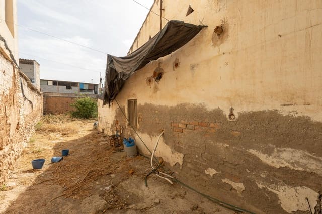 3 sypialnia Finka/Dom wiejski na sprzedaż w Atarfe z garażem - 88 900 € (Ref: 9675014)