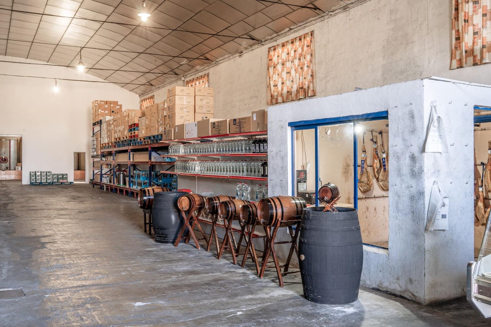 4 bedroom Business for sale in Alhendin with pool garage - € 990,000 (Ref: 9675016)