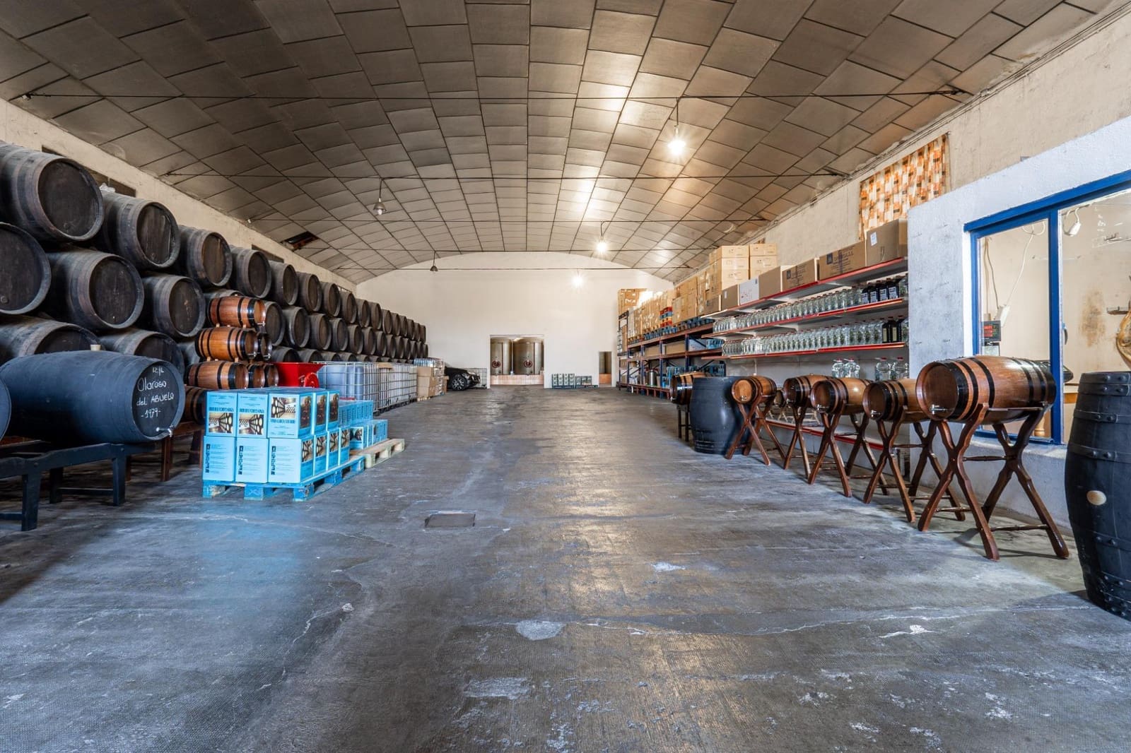 4 bedroom Business for sale in Alhendin with pool garage - € 990,000 (Ref: 9675016)