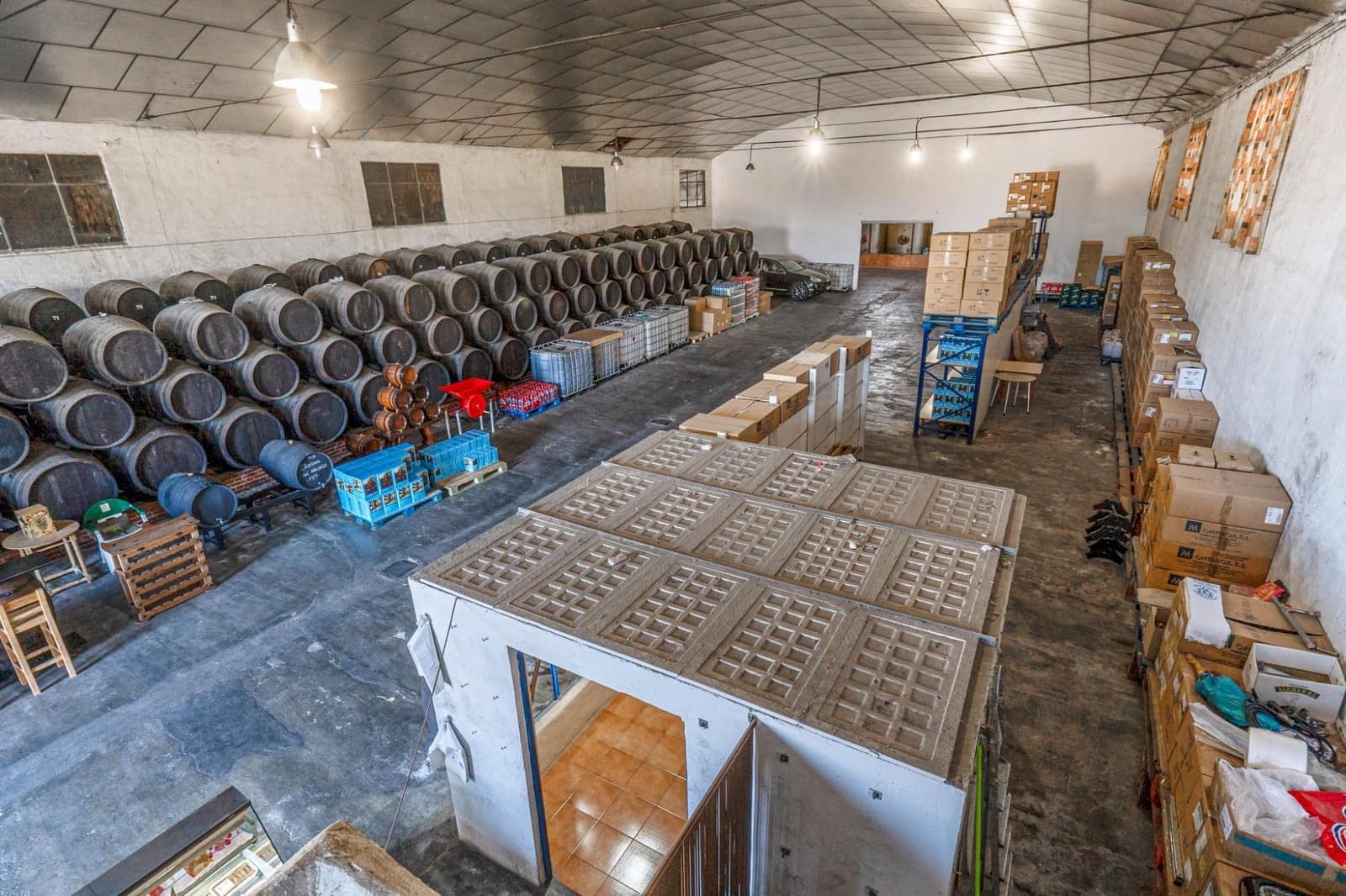 4 bedroom Business for sale in Alhendin with pool garage - € 990,000 (Ref: 9675016)