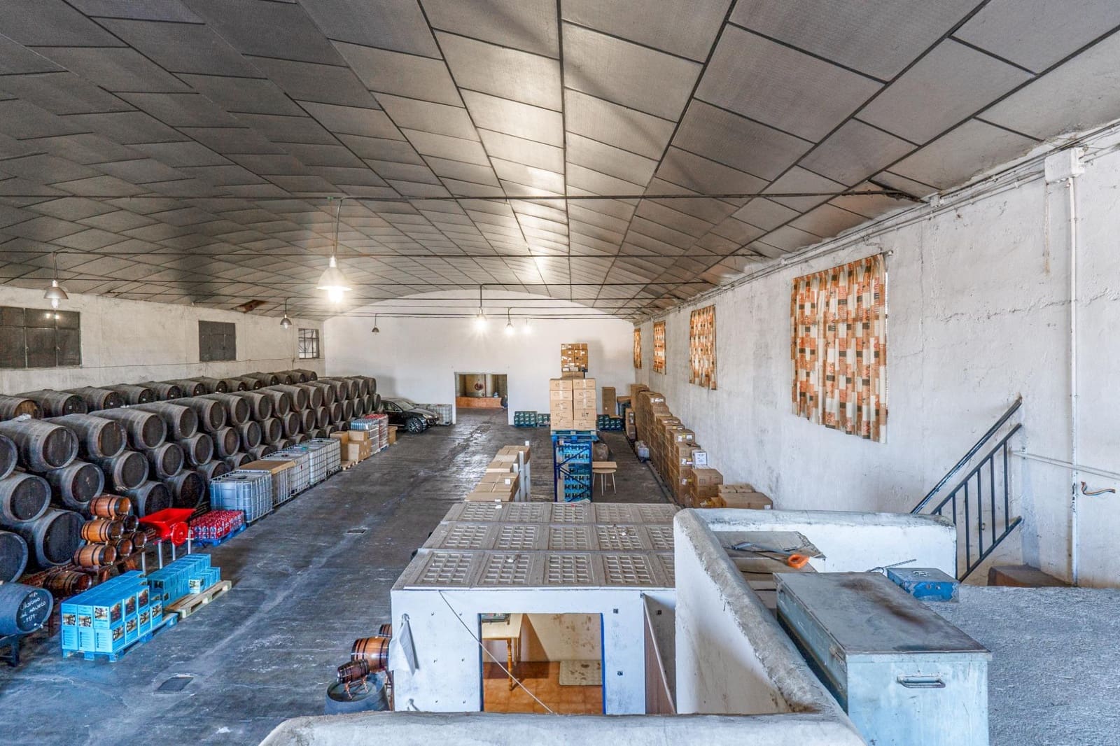 4 bedroom Business for sale in Alhendin with pool garage - € 990,000 (Ref: 9675016)