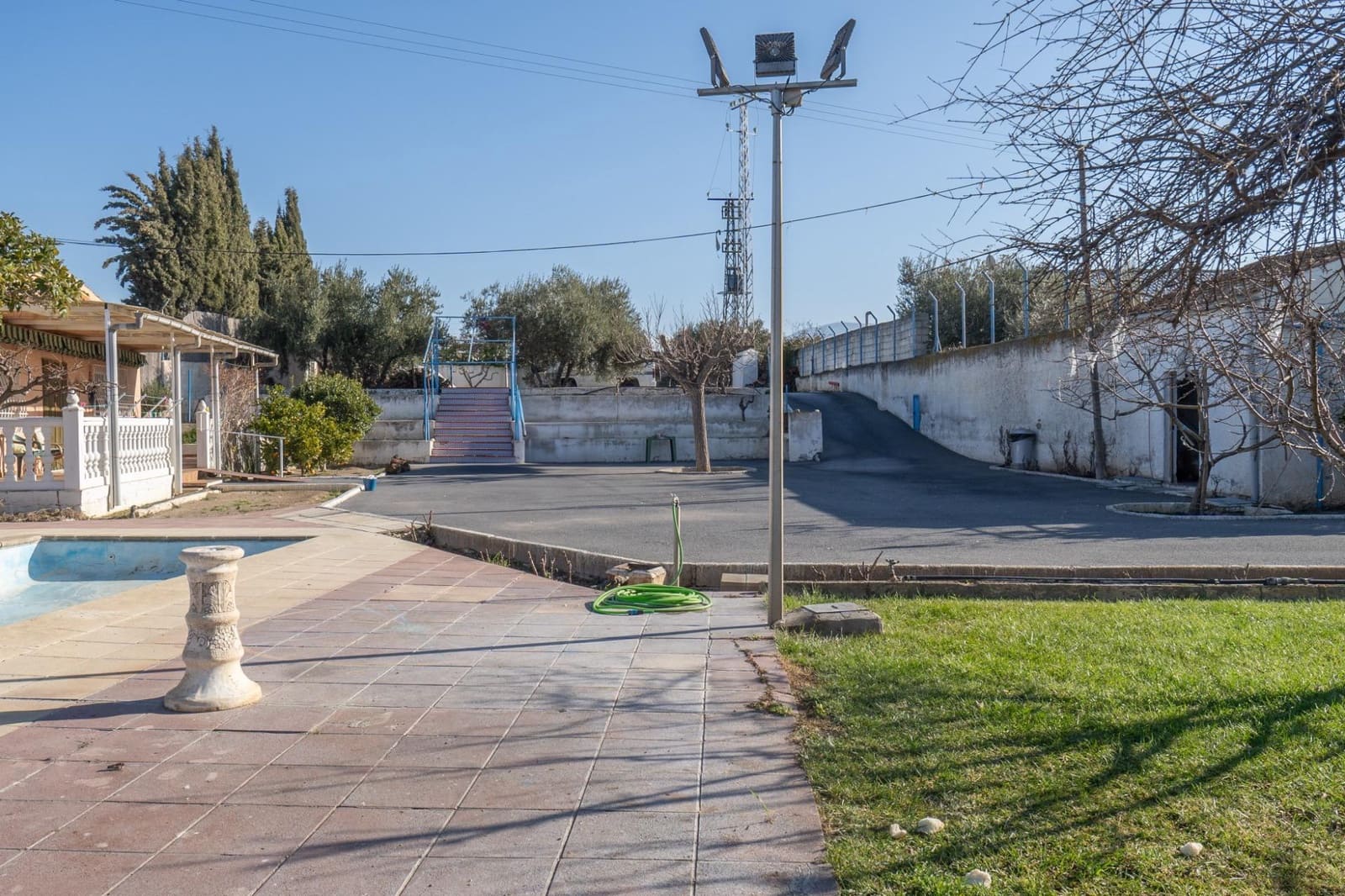 4 bedroom Business for sale in Alhendin with pool garage - € 990,000 (Ref: 9675016)