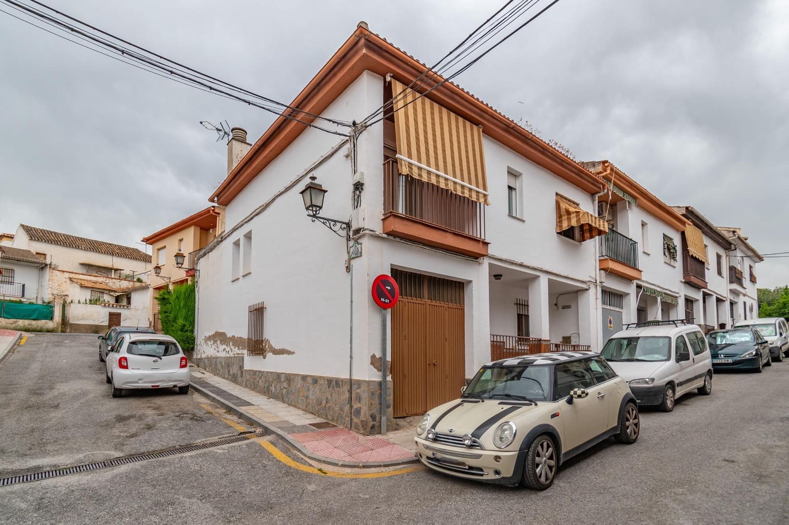 3 Zimmer Reihenhaus zu verkaufen in La Zubia mit Garage - 220.000 € (Ref: 9675018)