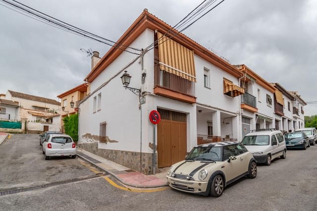 3 bedroom Terraced Villa for sale in La Zubia with garage - € 220,000 (Ref: 9675018)