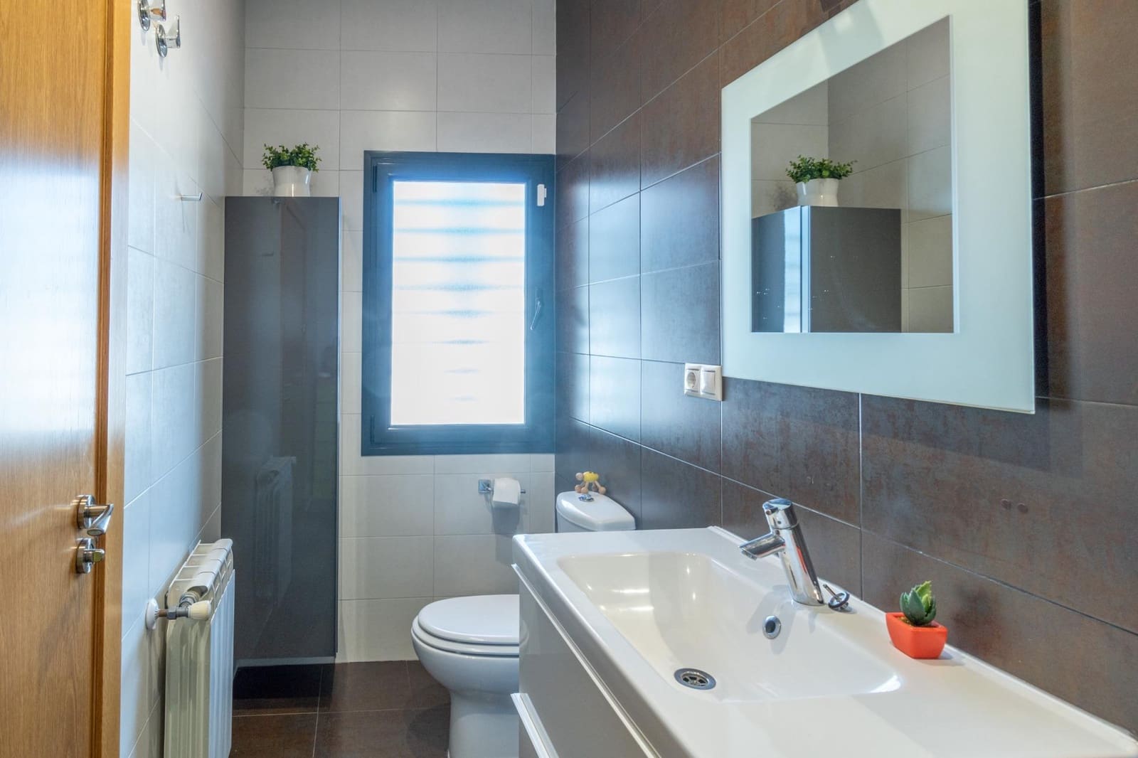 4 soverom Villa til salgs i Alhendin med svømmebasseng garasje - € 449 000 (Ref: 9675020)