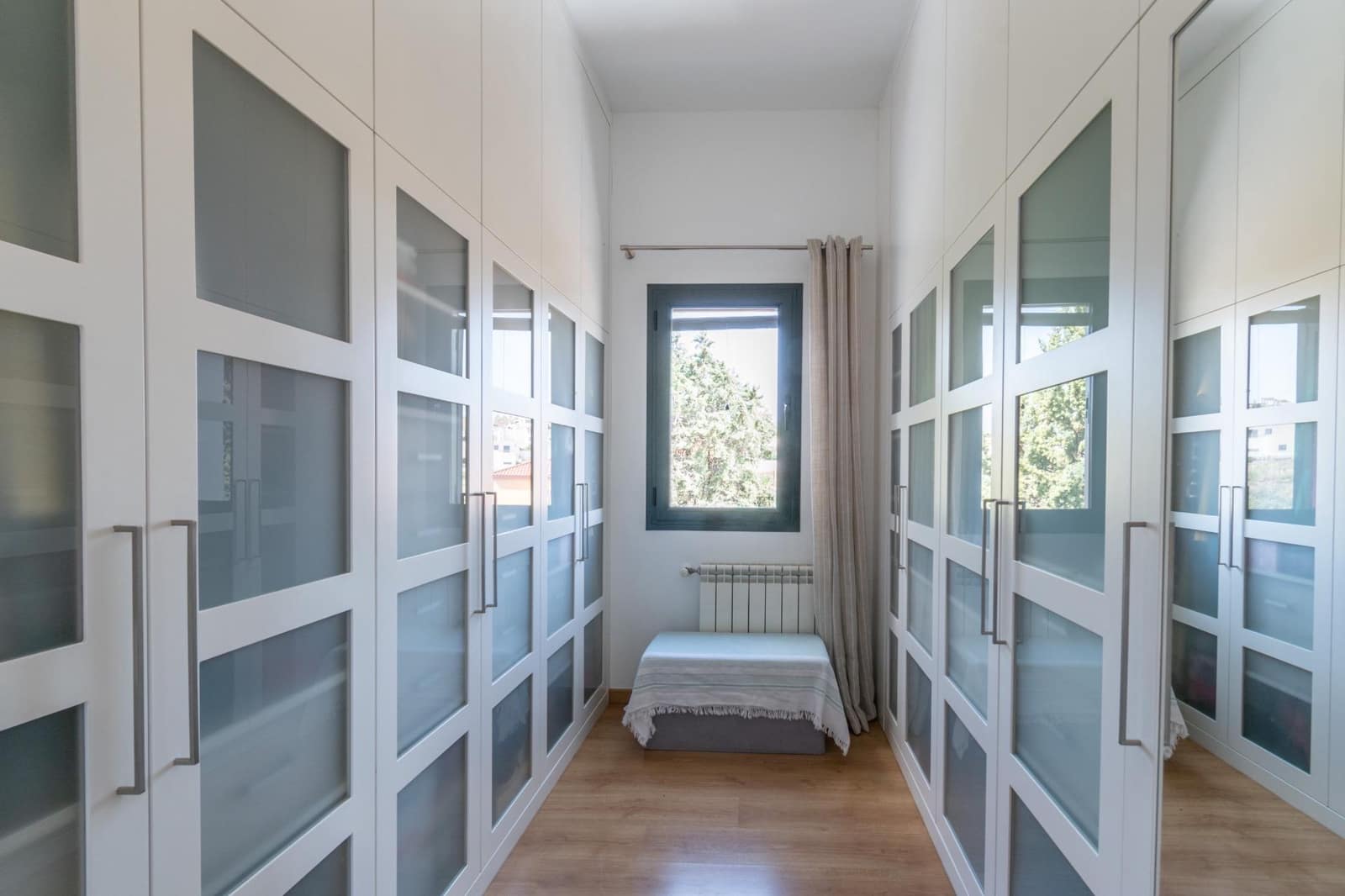 4 soverom Villa til salgs i Alhendin med svømmebasseng garasje - € 449 000 (Ref: 9675020)