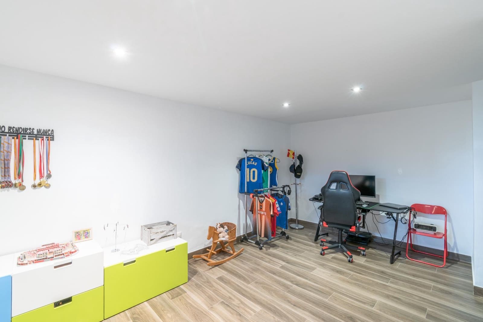 4 soverom Villa til salgs i Alhendin med svømmebasseng garasje - € 449 000 (Ref: 9675020)