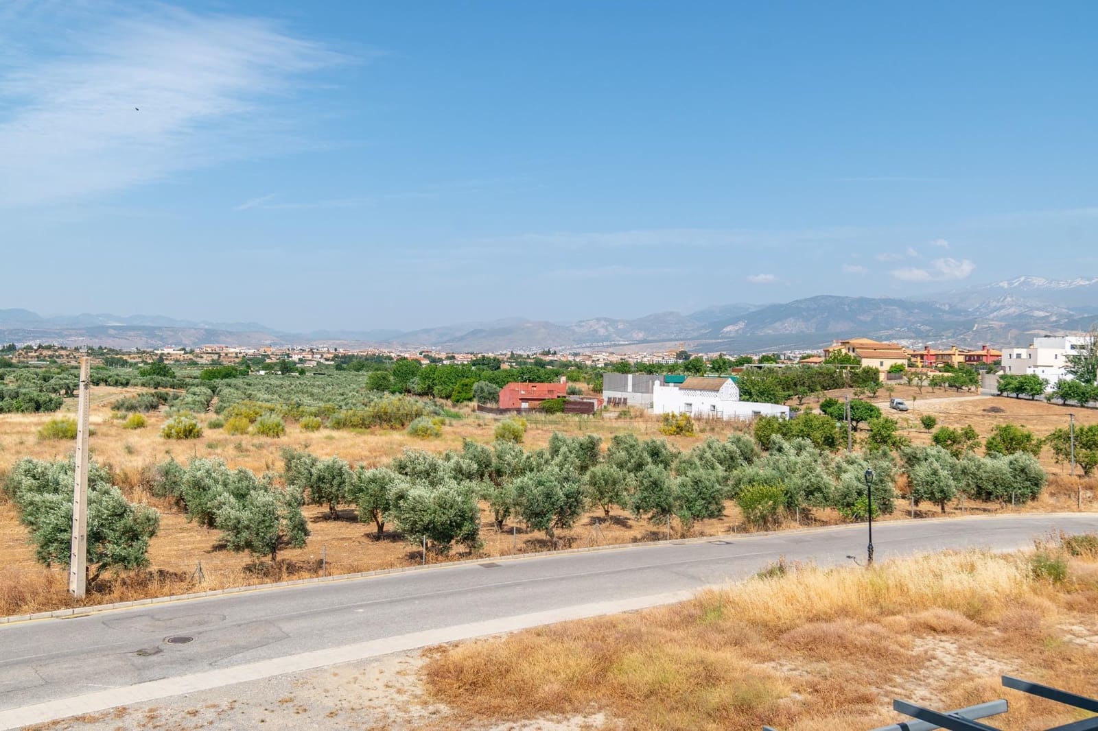 4 soverom Villa til salgs i Alhendin med svømmebasseng garasje - € 449 000 (Ref: 9675020)