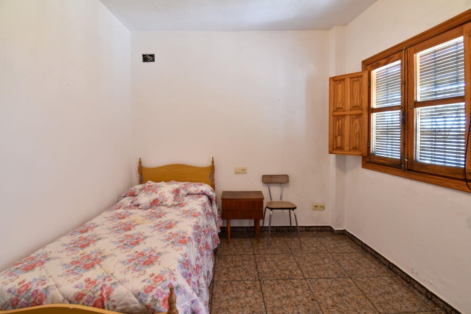 Finca/Casa Rural de 4 habitaciones en Capileira en venta - 160.000 € (Ref: 9675023)