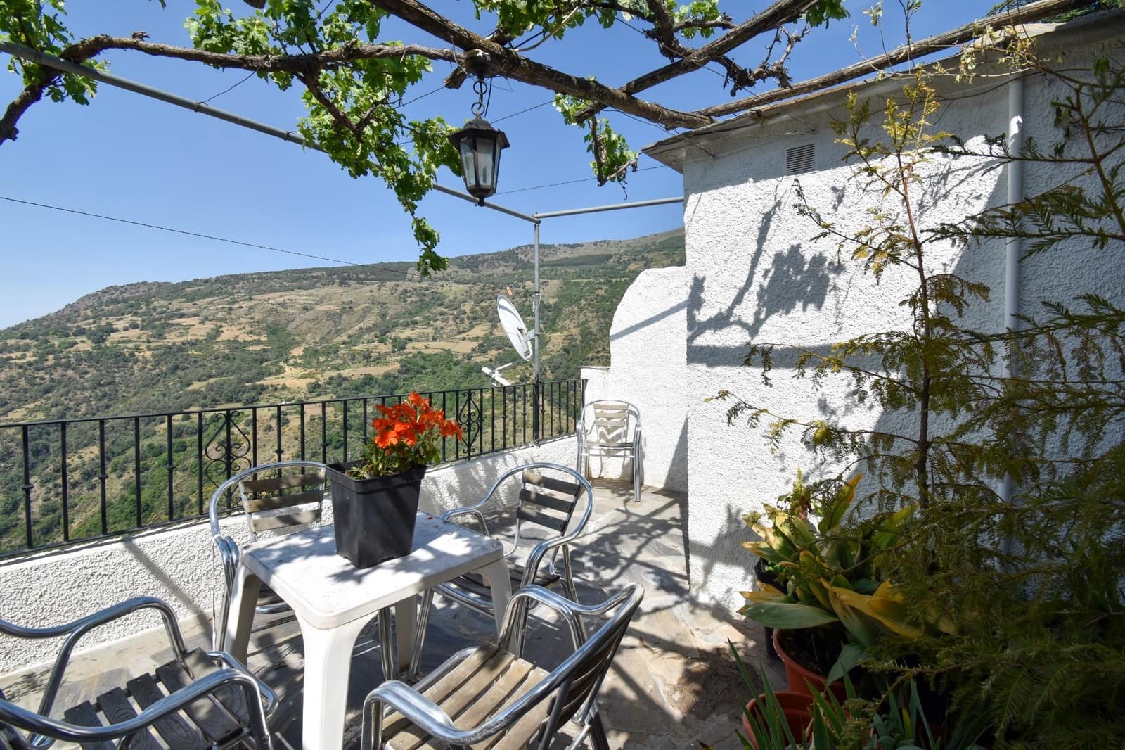 Finca/Casa Rural de 4 habitaciones en Capileira en venta - 160.000 € (Ref: 9675023)