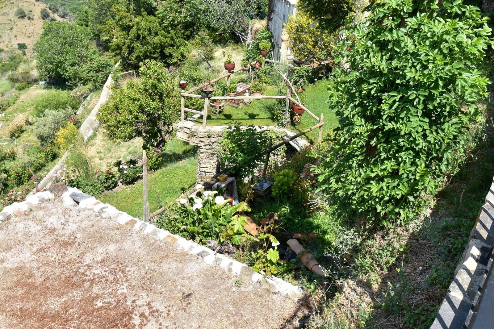 Finca/Casa Rural de 4 habitaciones en Capileira en venta - 160.000 € (Ref: 9675023)