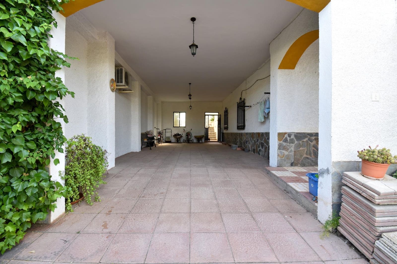 Chalet de 10 habitaciones en Padul en venta con piscina garaje - 320.000 € (Ref: 9675024)