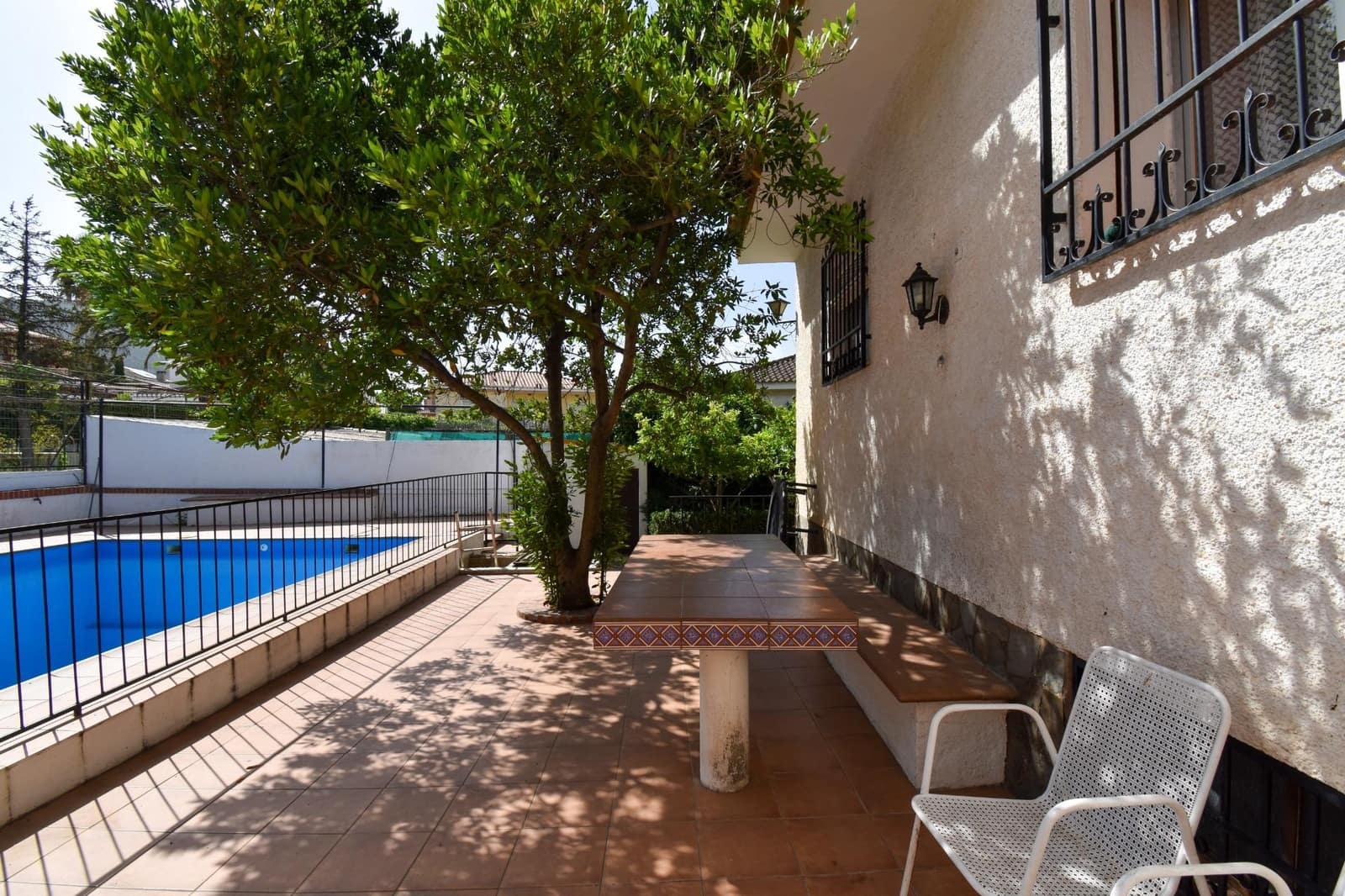 Chalet de 10 habitaciones en Padul en venta con piscina garaje - 320.000 € (Ref: 9675024)