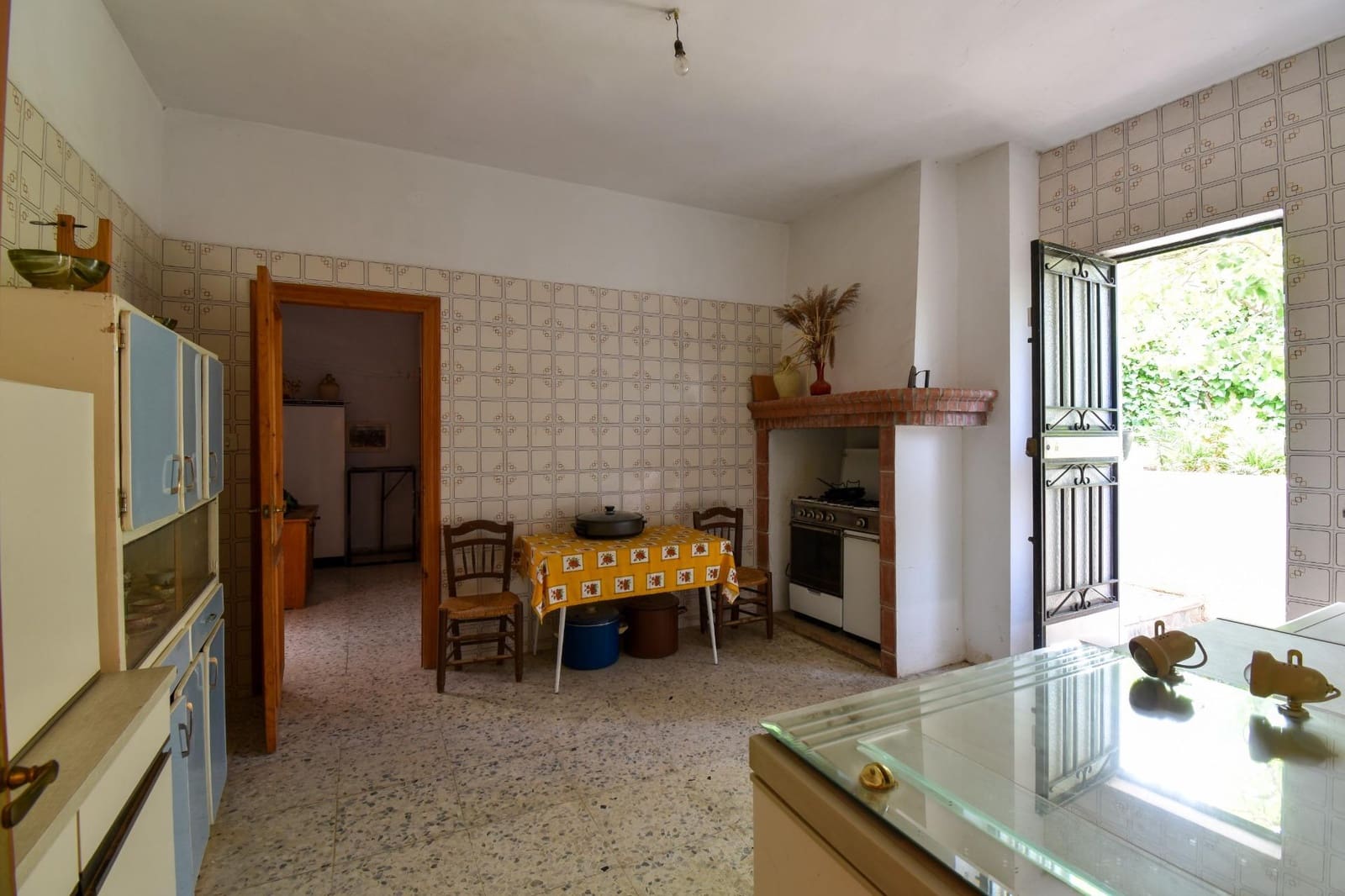 Chalet de 10 habitaciones en Padul en venta con piscina garaje - 320.000 € (Ref: 9675024)