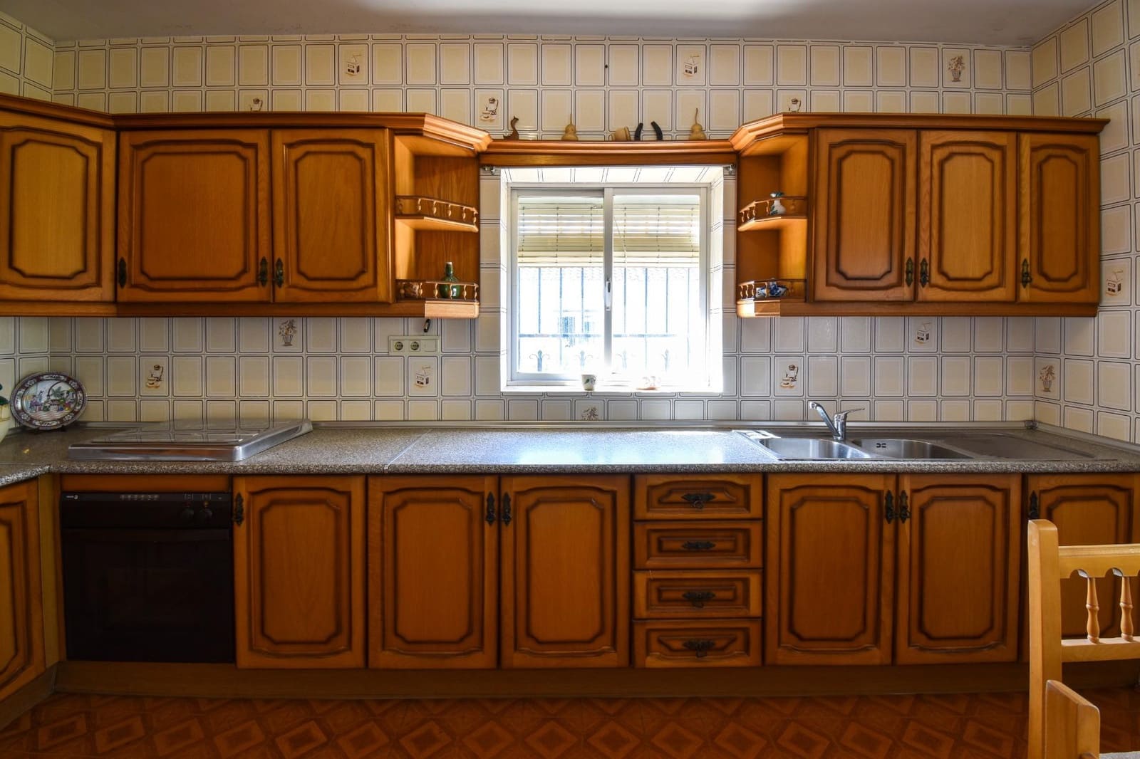 Chalet de 10 habitaciones en Padul en venta con piscina garaje - 320.000 € (Ref: 9675024)